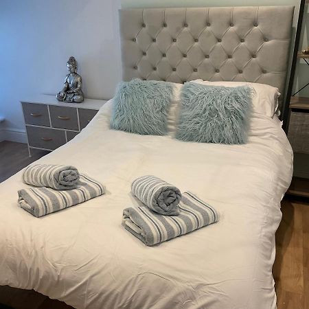 2 Bed Home From Home Apartment 41 Londres Extérieur photo